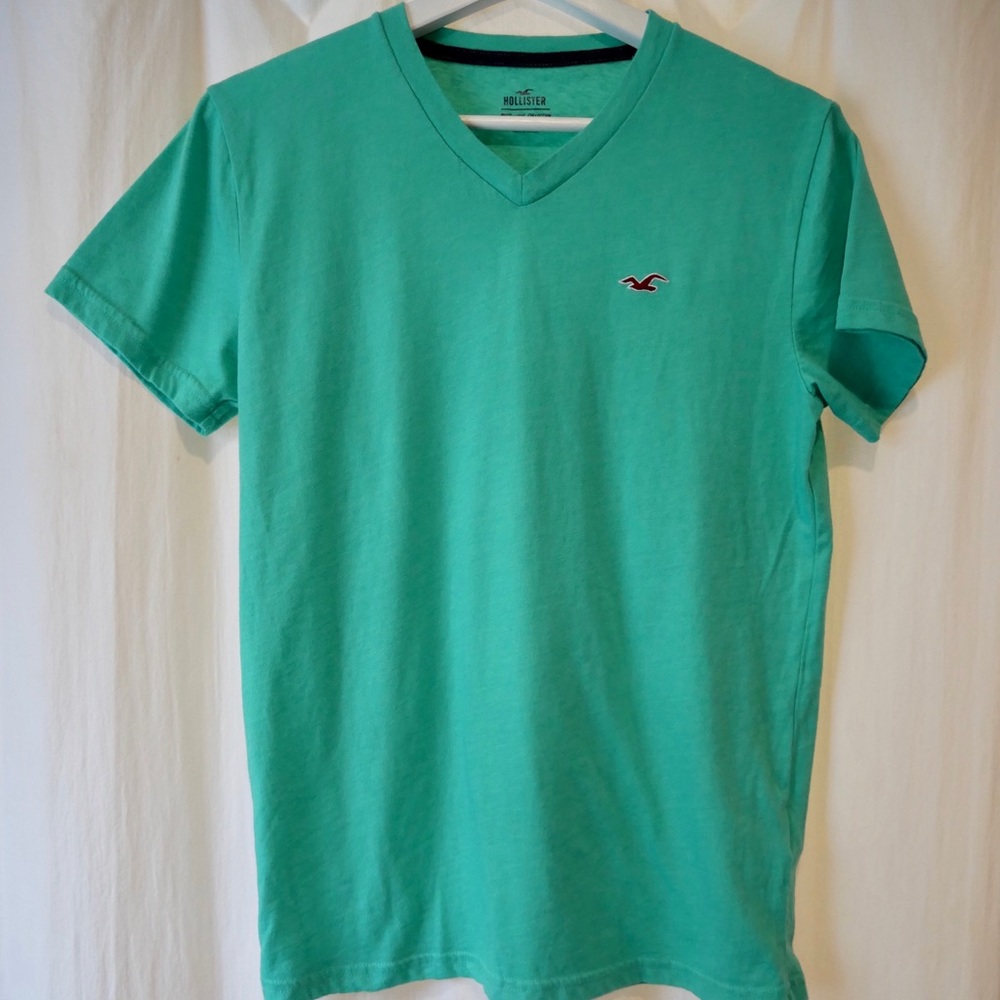 Men’s green Hollister T-shirt